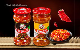 辣椒酱是一种流行的调味品，不仅在中国的餐桌上占据了重要的地位，在世界各地也有着广泛的应用。各地的辣椒酱由于其使用的辣椒品种、调味料和制作工艺的不同，呈现出不同的风味和特色。